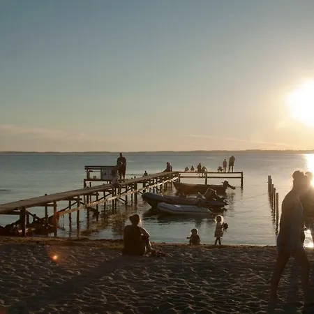 Emmerbolle Strand Camping 4*